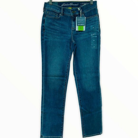 Eddie Bauer Denim - Eddie Bauer Voyager Women's Size 2P Slightly Curvy Slim Straight Jeans Blue $80